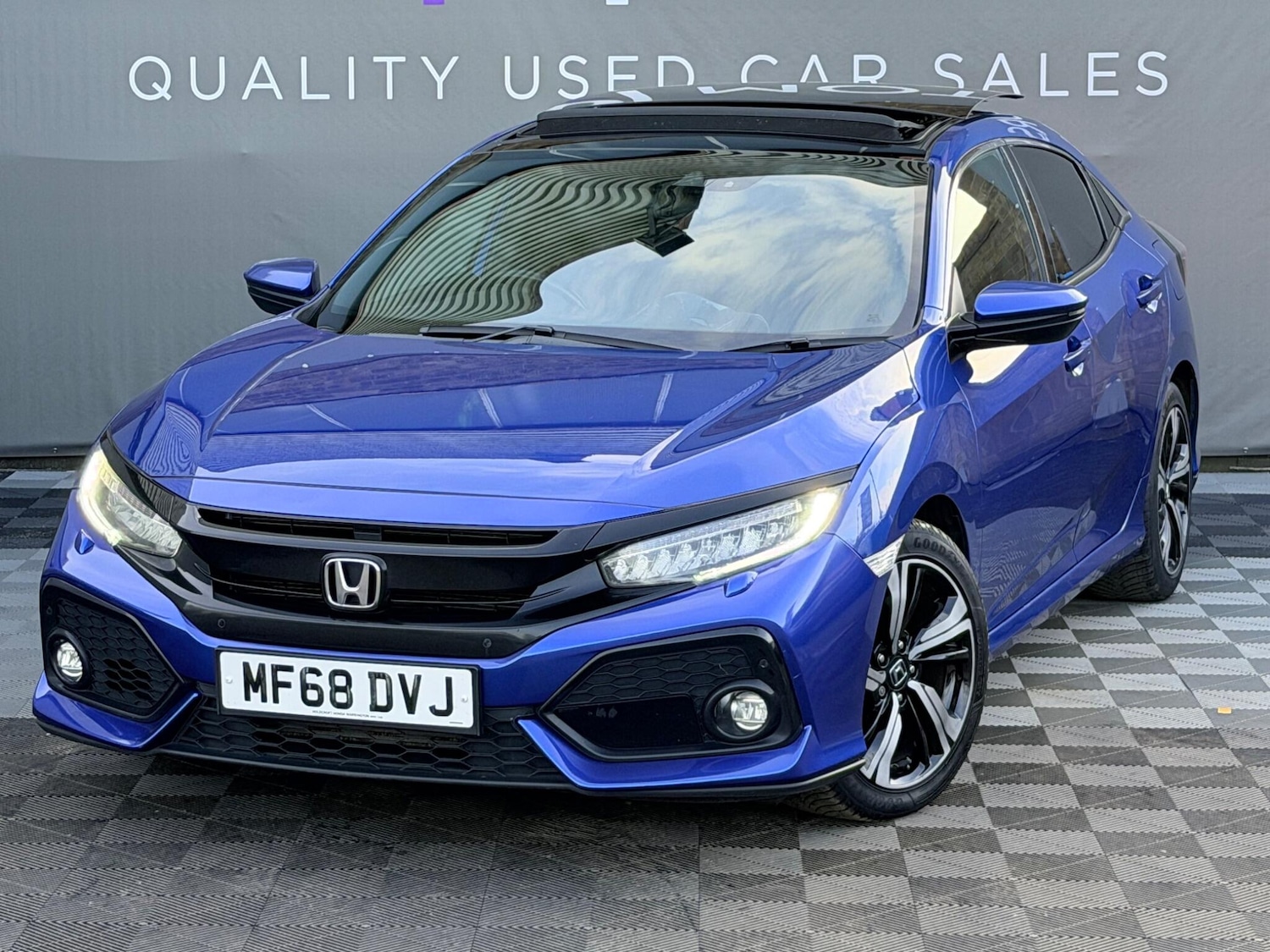 Used Honda Civic 2018 for sale - 77799435: Photo 17
