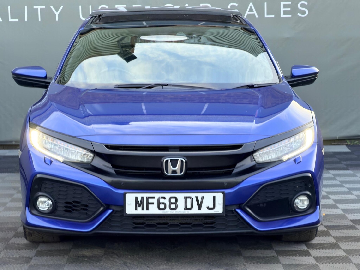 Used Honda Civic 2018 for sale - 77799435: Photo 4