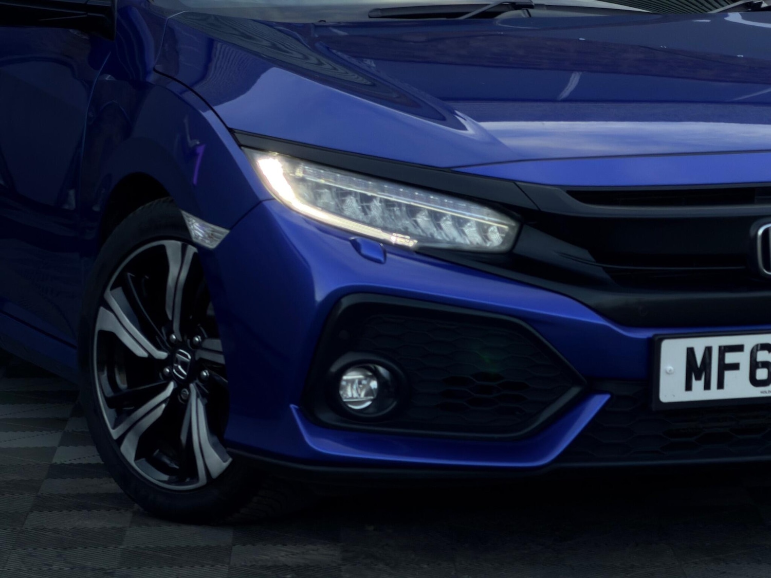 Used Honda Civic 2018 for sale - 77799435: Photo 5