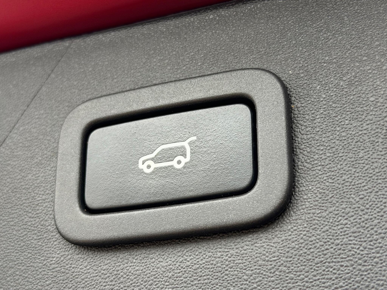 Used Land Rover Discovery Sport 2017 for sale - 78147872: Photo 25