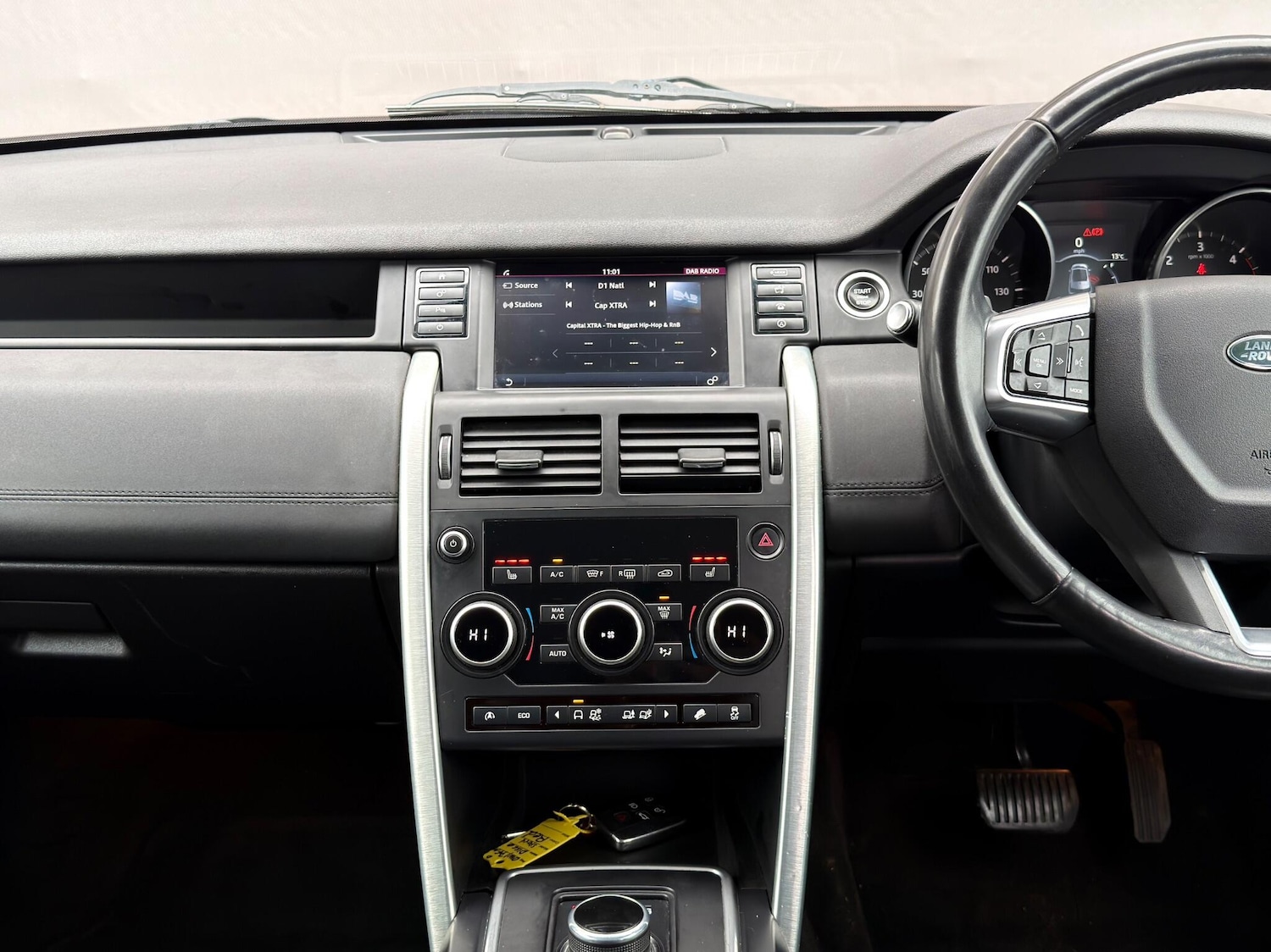 Used Land Rover Discovery Sport 2017 for sale - 78147872: Photo 40