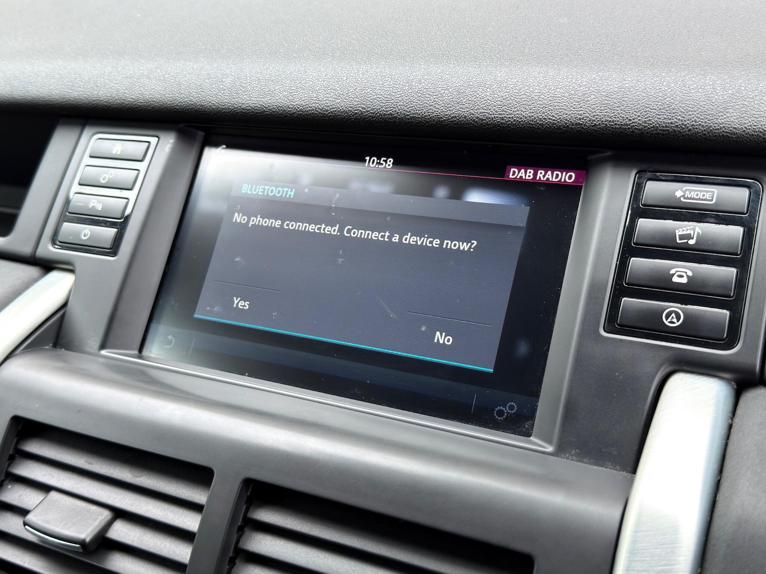 Used Land Rover Discovery Sport 2017 for sale - 78147872: Photo 42