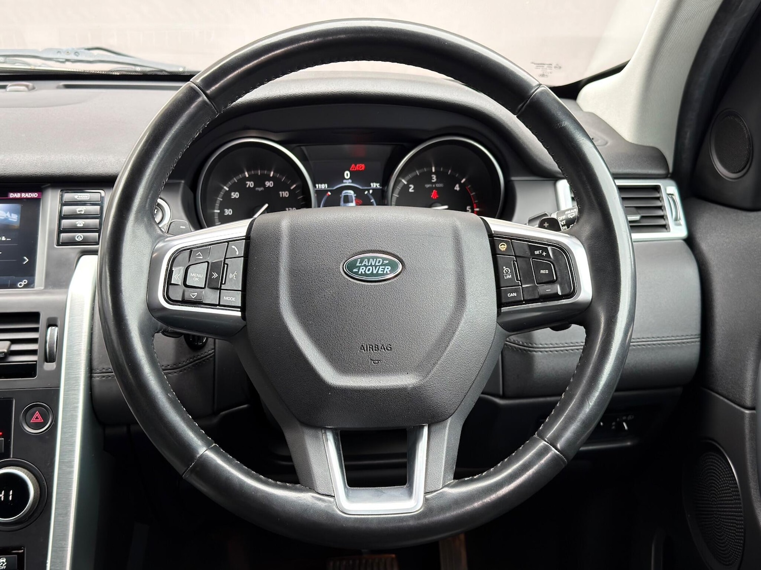 Used Land Rover Discovery Sport 2017 for sale - 78147872: Photo 58