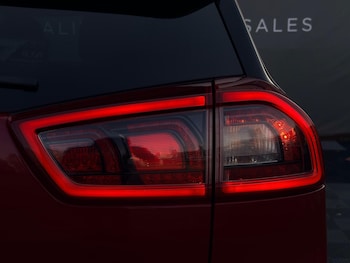 Used Kia Niro 2017 for sale - 77808600: Photo