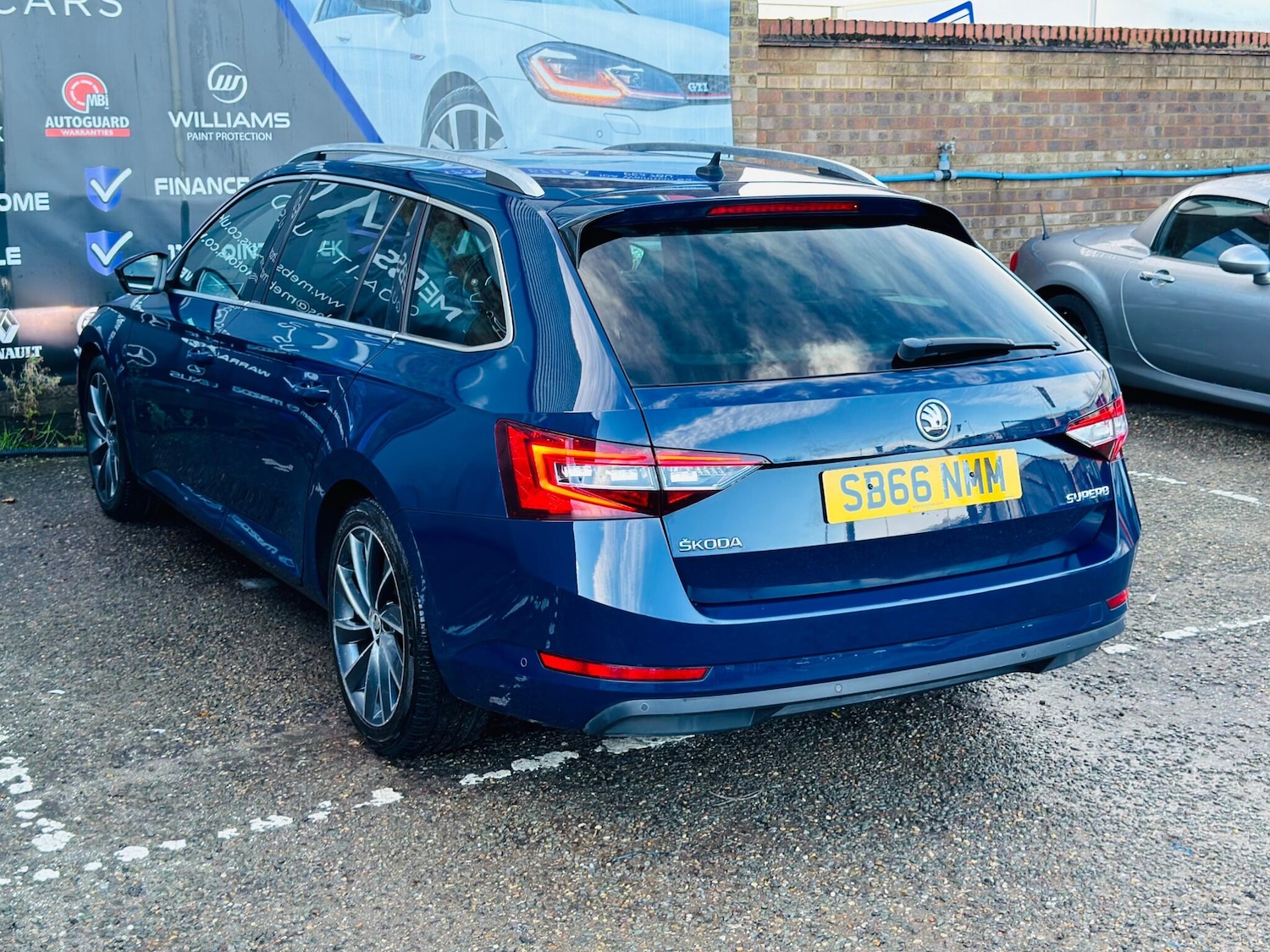 Used Skoda Superb 2017 for sale - 76849919: Photo 16