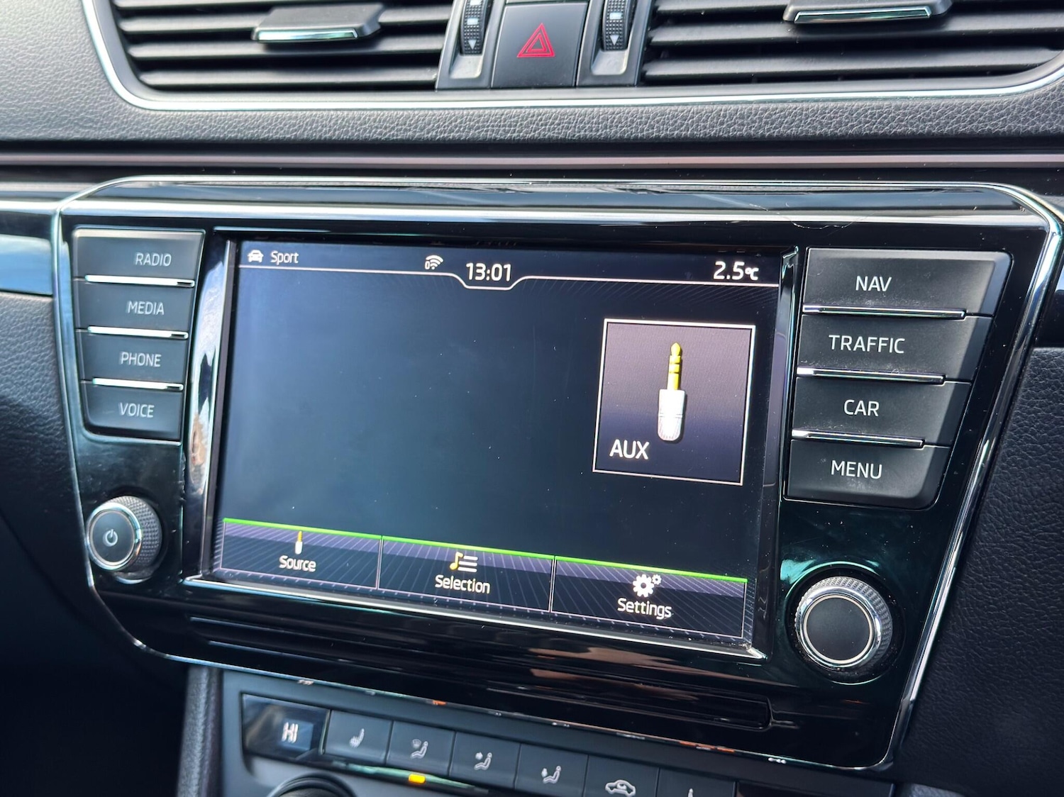 Used Skoda Superb 2017 for sale - 76849919: Photo 40