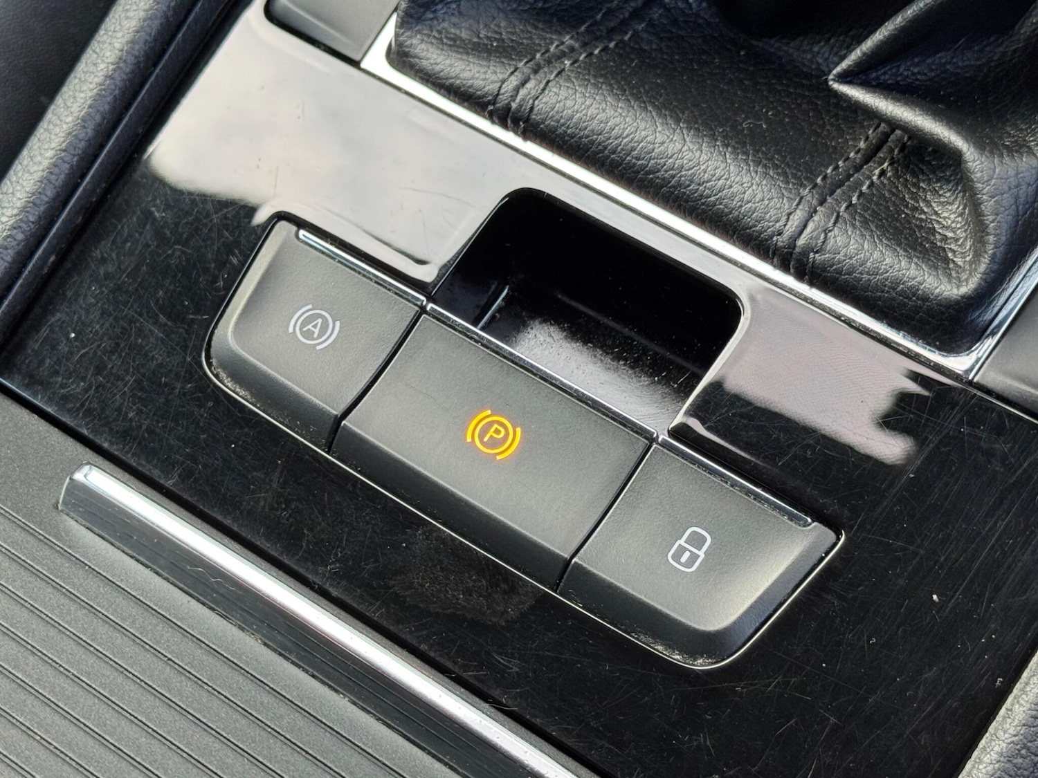 Used Skoda Superb 2017 for sale - 76849919: Photo 47