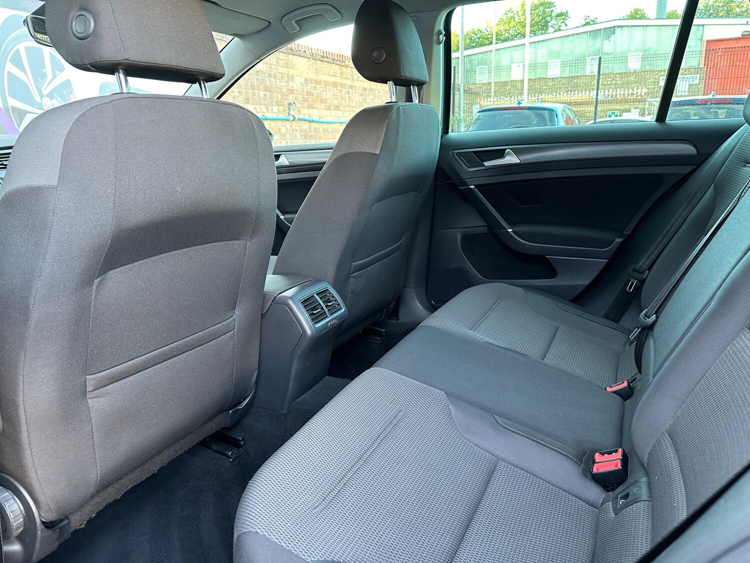 Used Volkswagen Golf 2019 for sale - 75609726: Photo 47