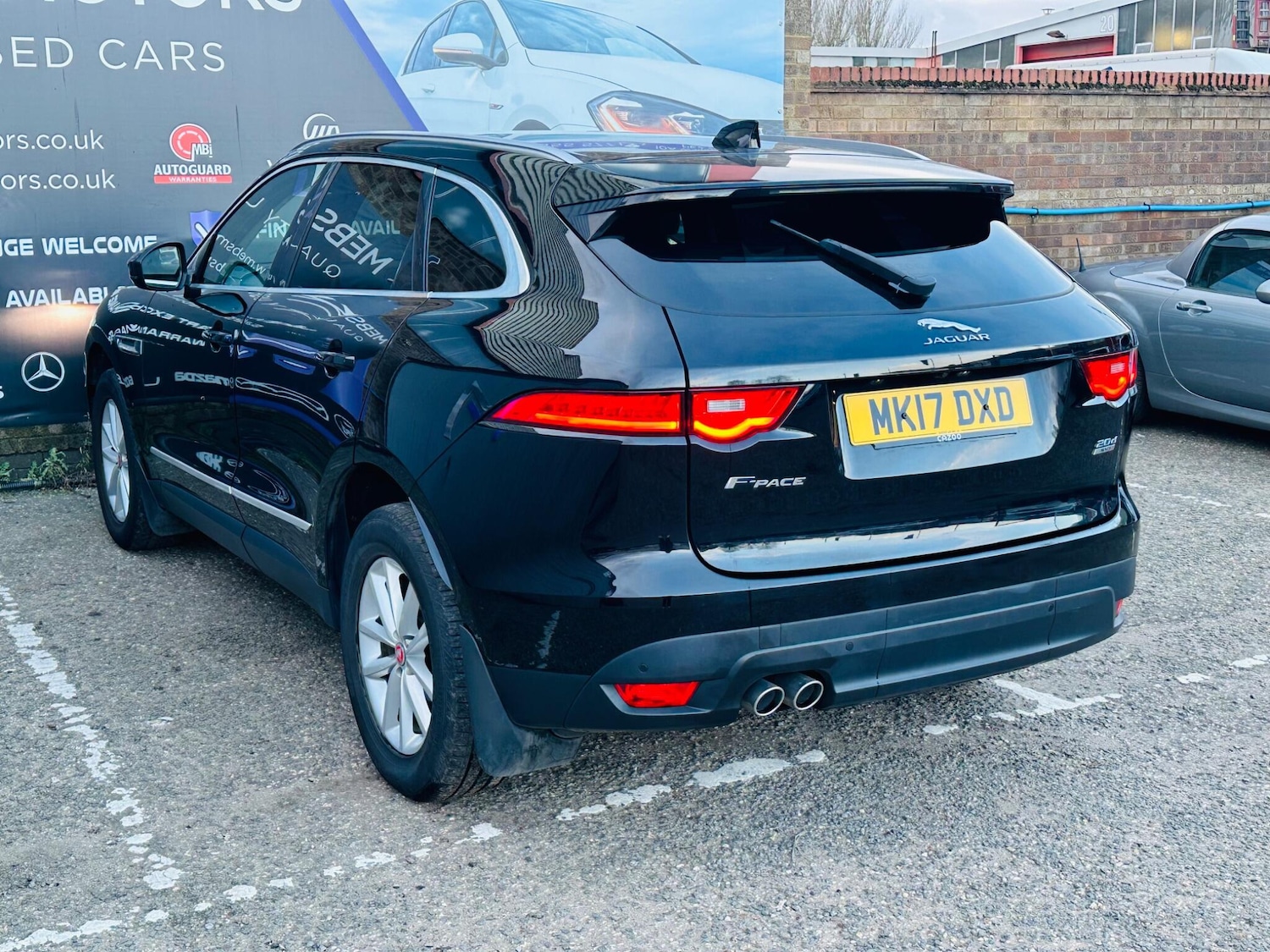 Used Jaguar F-Pace 2017 for sale - 76666732: Photo 15
