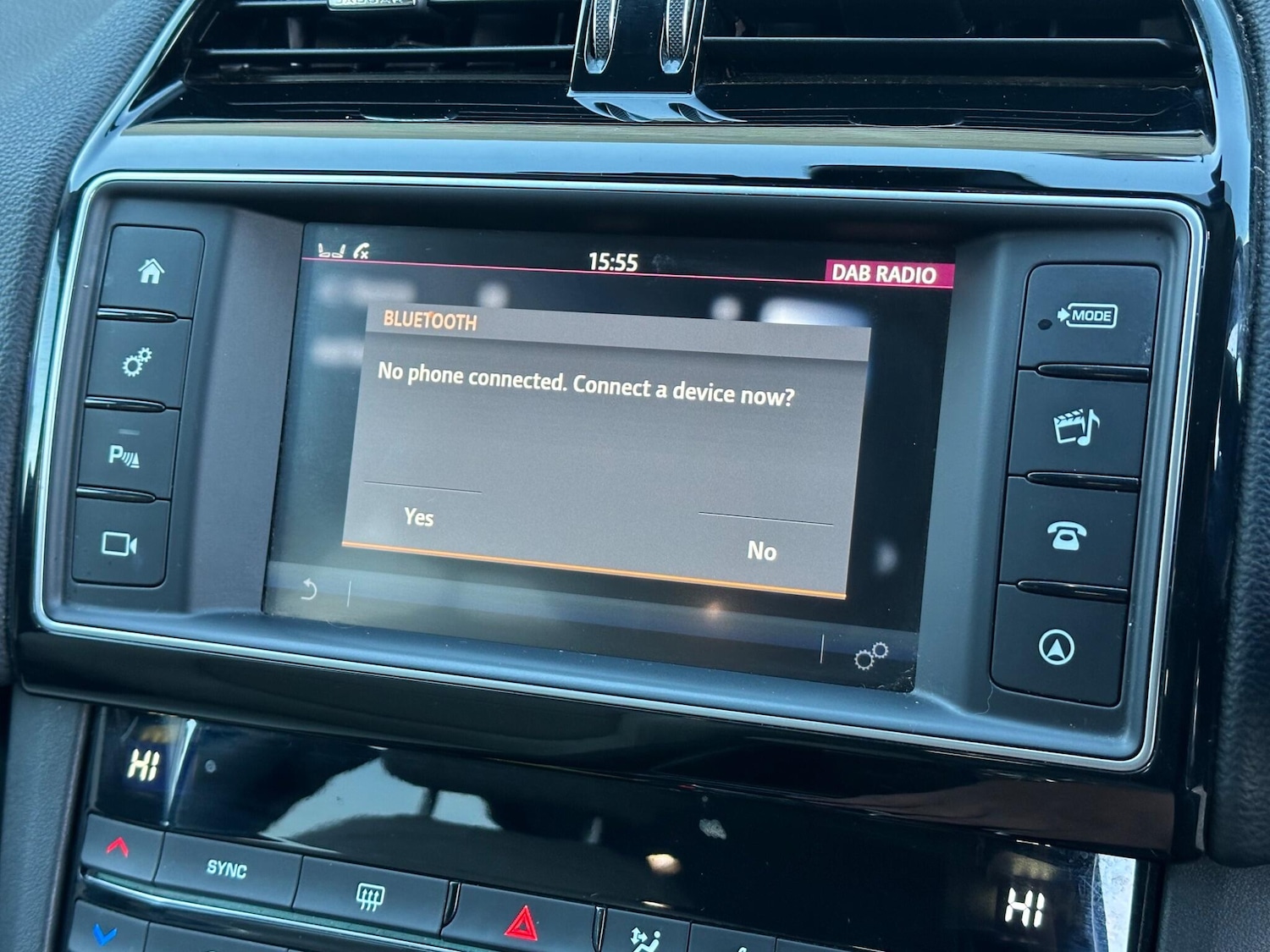 Used Jaguar F-Pace 2017 for sale - 76666732: Photo 39