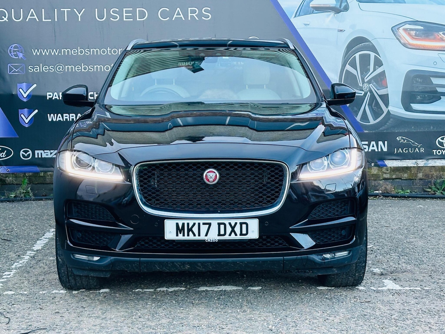 Used Jaguar F-Pace 2017 for sale - 76666732: Photo 4