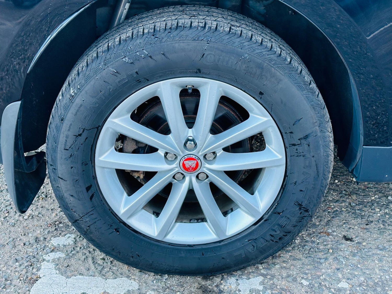 Used Jaguar F-Pace 2017 for sale - 76666732: Photo 8