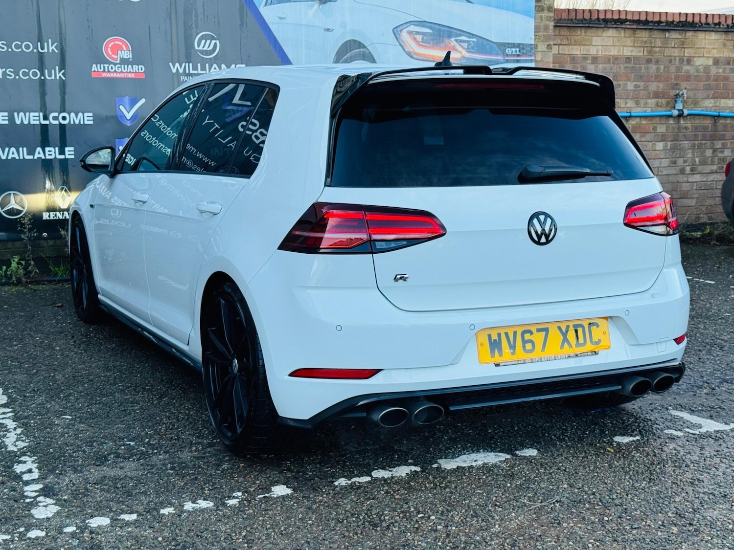 Used Volkswagen Golf 2017 for sale - 77081470: Photo 15
