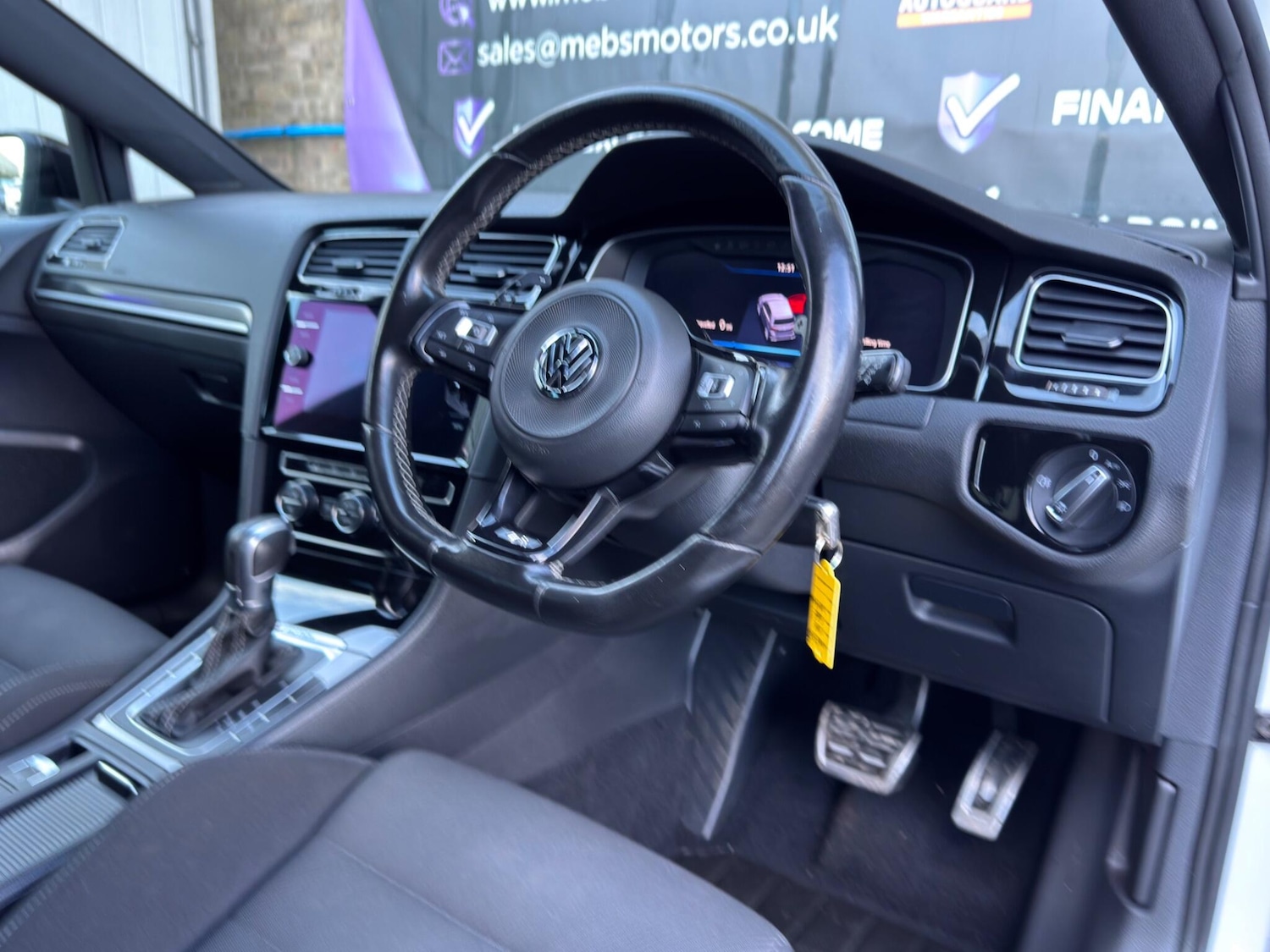 Used Volkswagen Golf 2017 for sale - 77081470: Photo 26