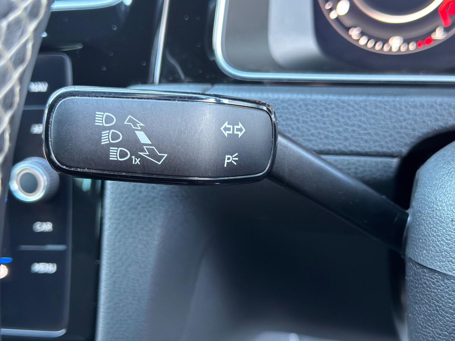 Used Volkswagen Golf 2017 for sale - 77081470: Photo 29