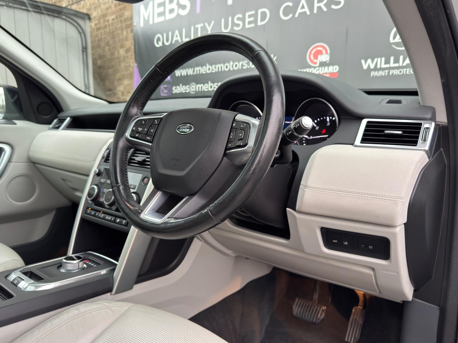 Used Land Rover Discovery Sport 2015 for sale - 77081299: Photo 28