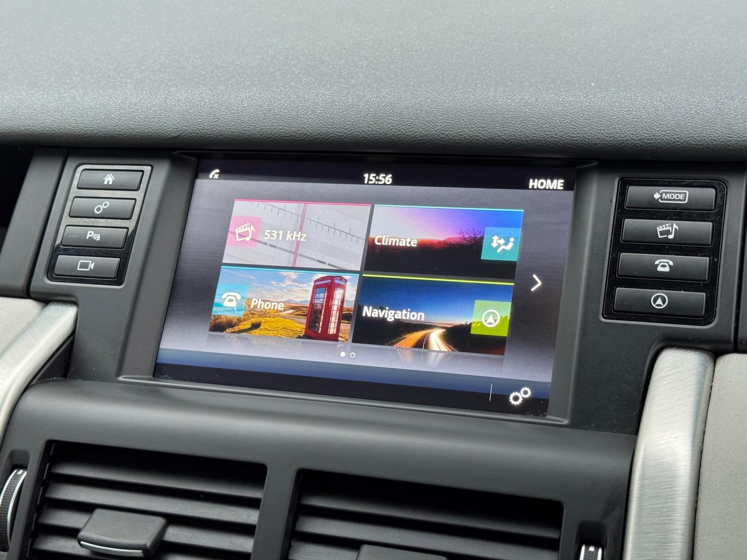 Used Land Rover Discovery Sport 2015 for sale - 77081299: Photo 39