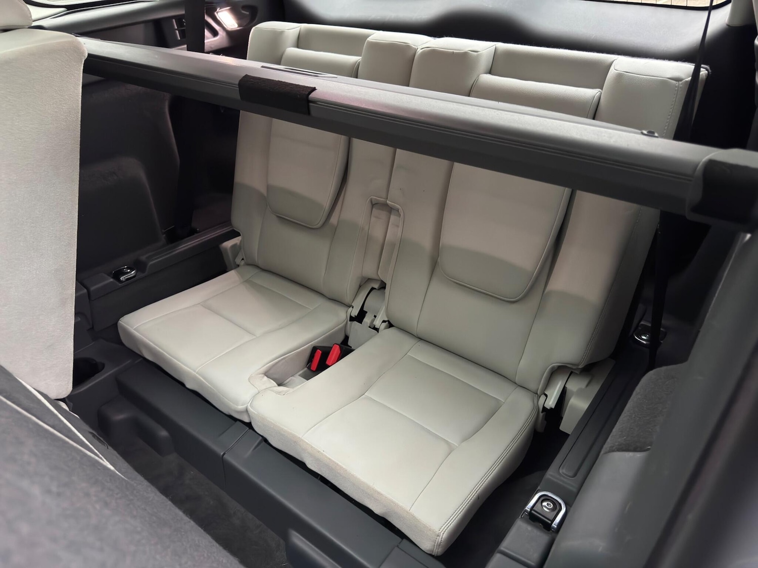 Used Land Rover Discovery Sport 2015 for sale - 77081299: Photo 51