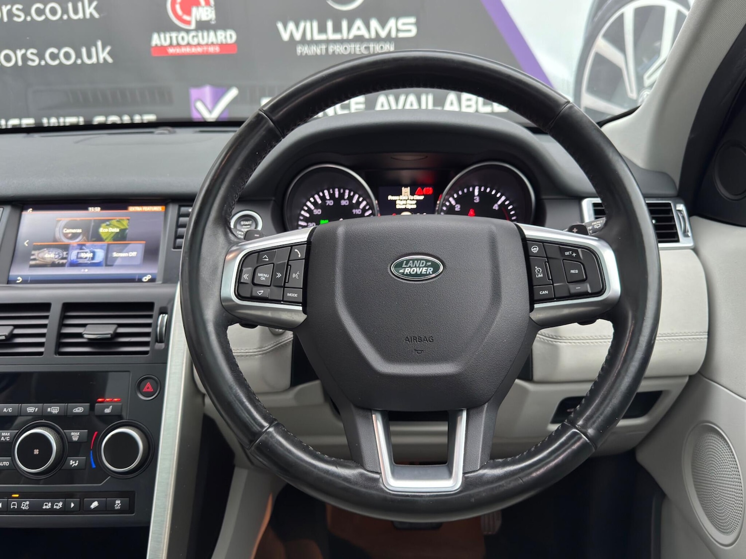 Used Land Rover Discovery Sport 2015 for sale - 77081299: Photo 55