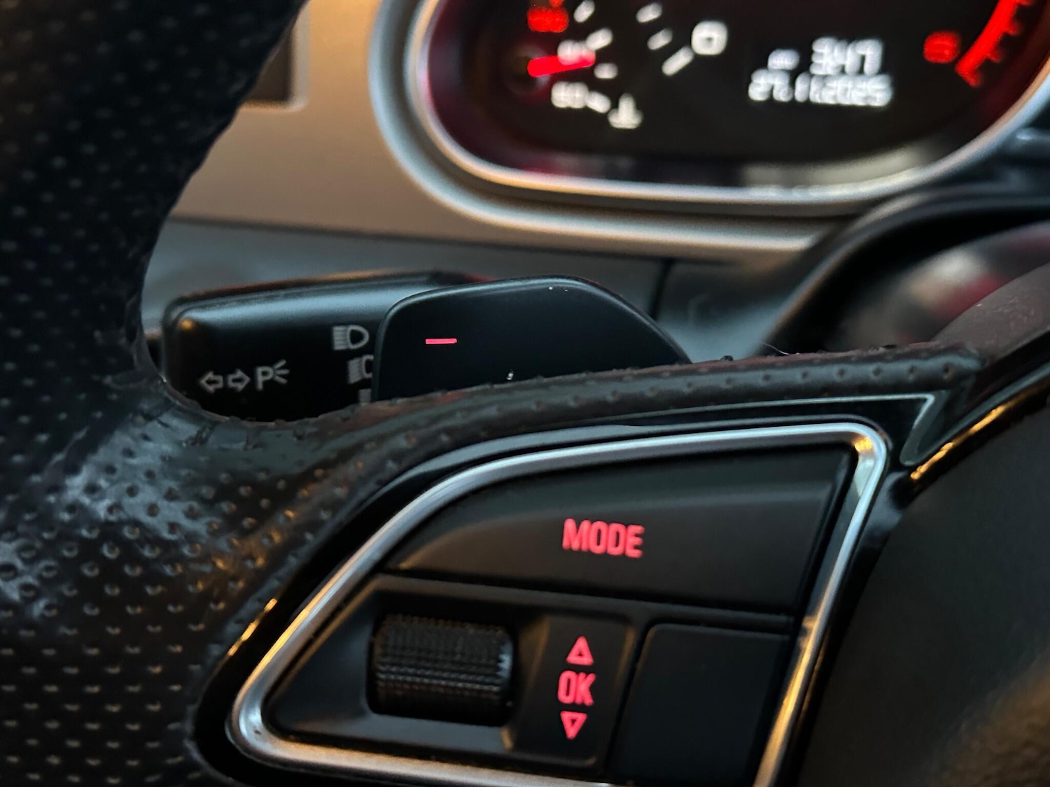 Used Audi Q7 2015 for sale - 76752622: Photo 32