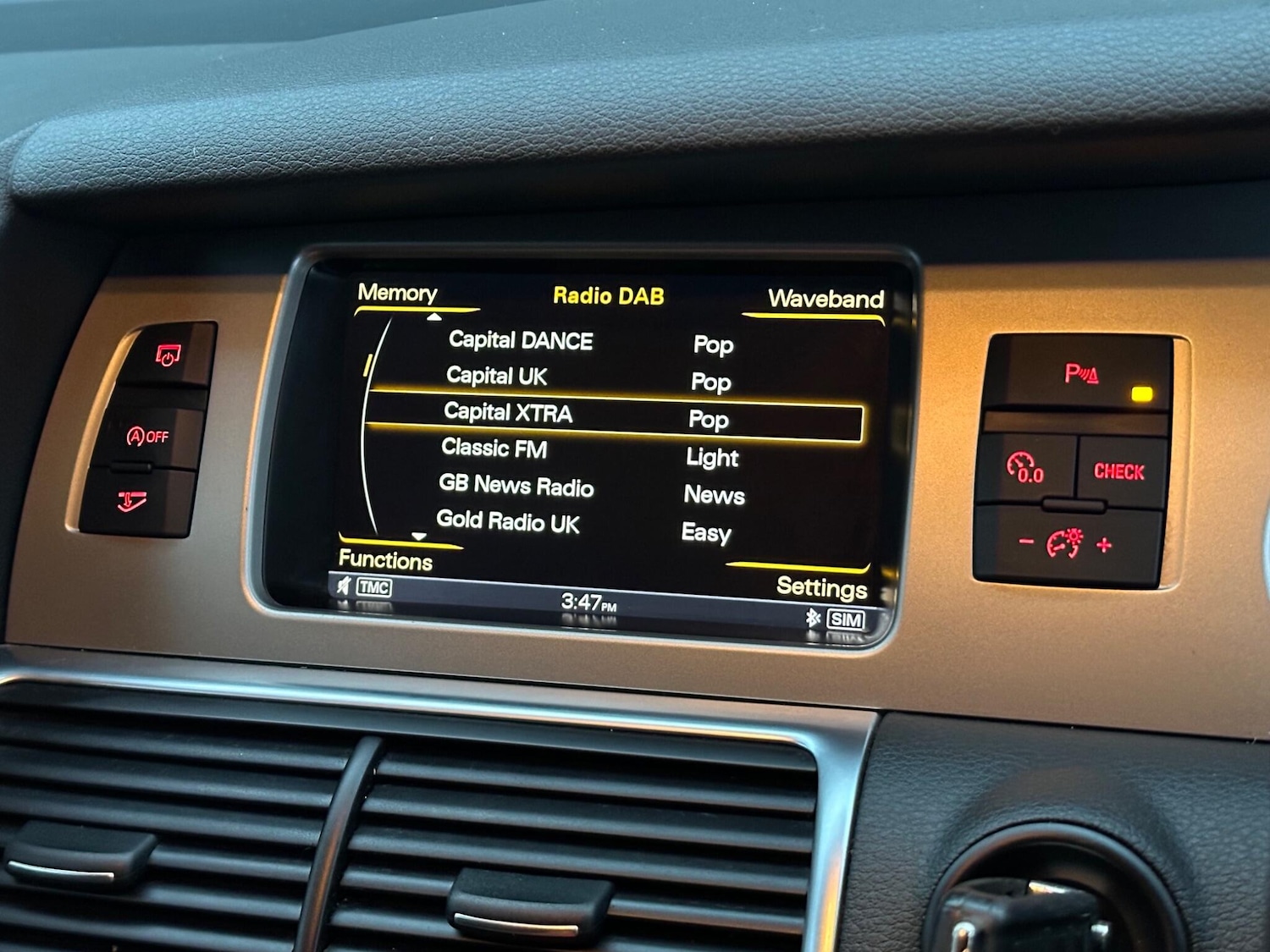 Used Audi Q7 2015 for sale - 76752622: Photo 42