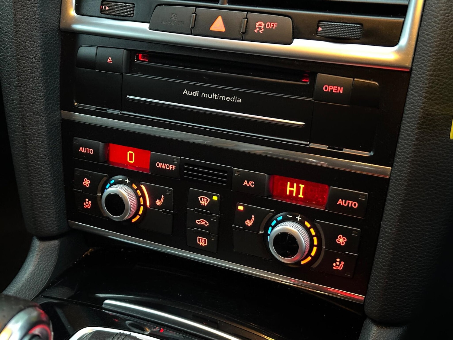 Used Audi Q7 2015 for sale - 76752622: Photo 47