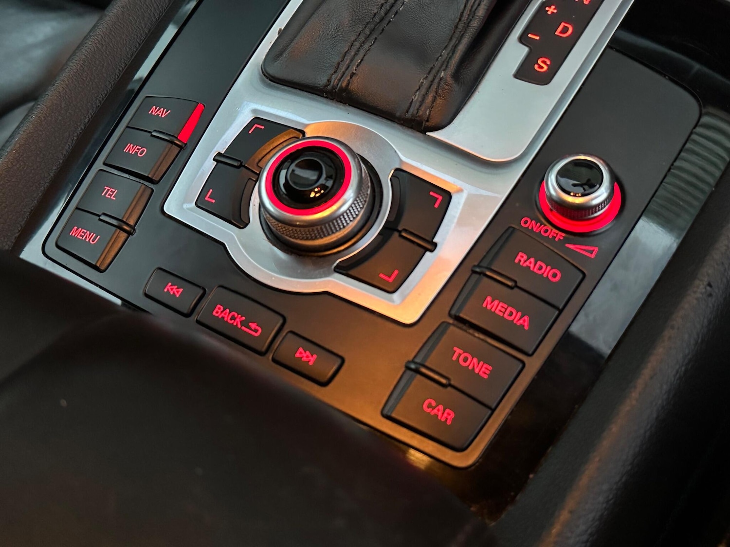 Used Audi Q7 2015 for sale - 76752622: Photo 49