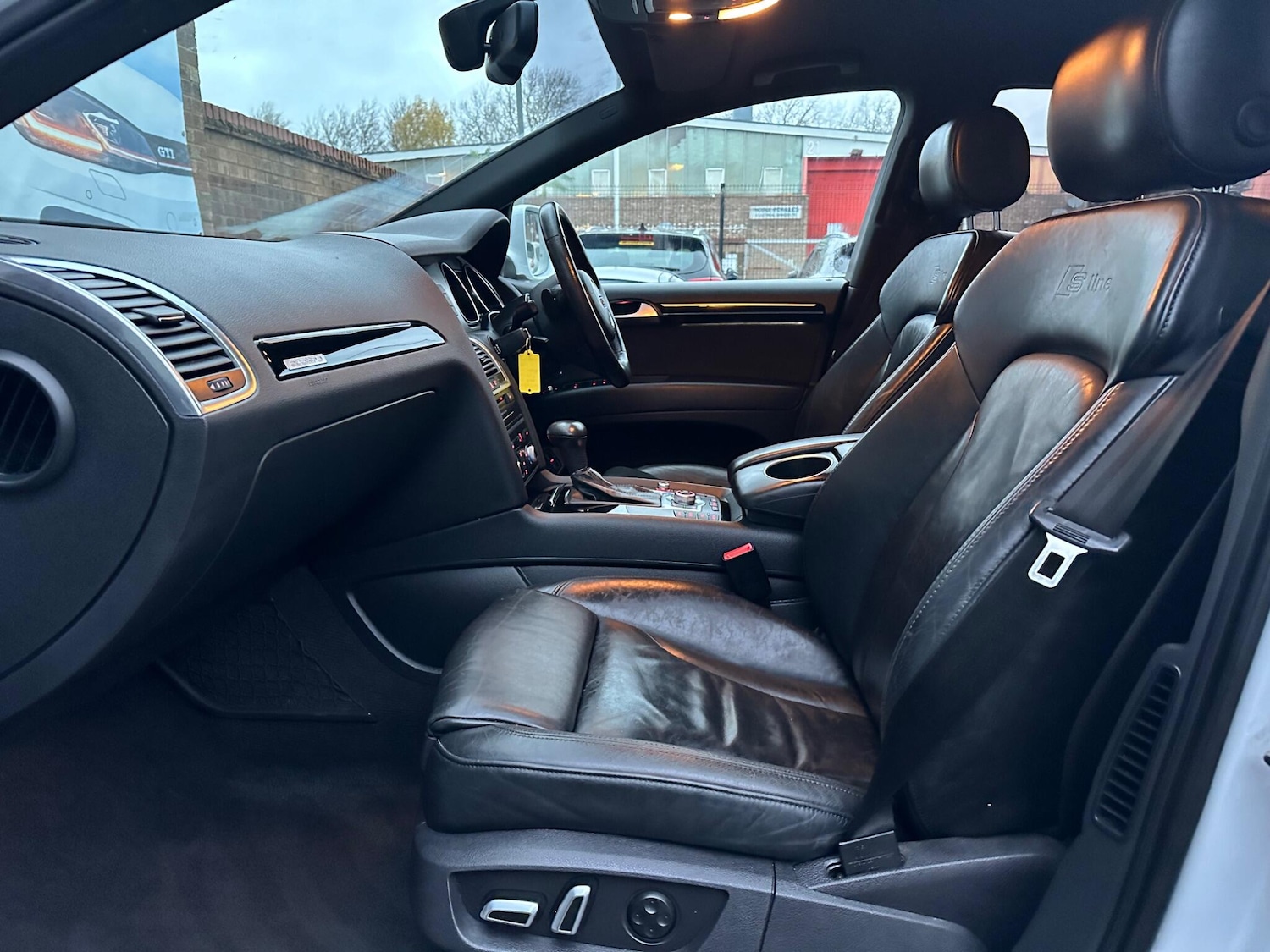 Used Audi Q7 2015 for sale - 76752622: Photo 51