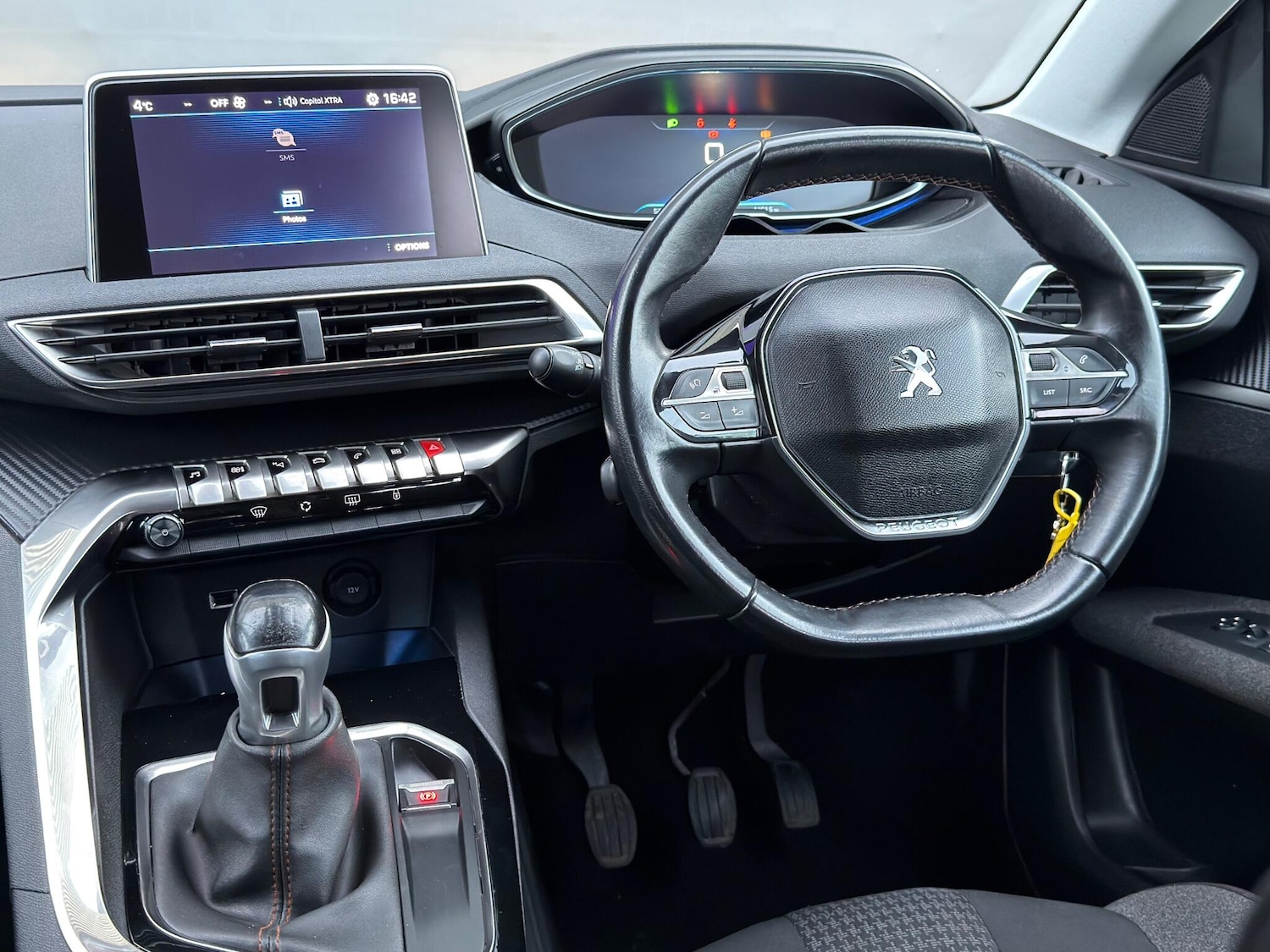 Used Peugeot 3008 2017 for sale - 77564624: Photo 13