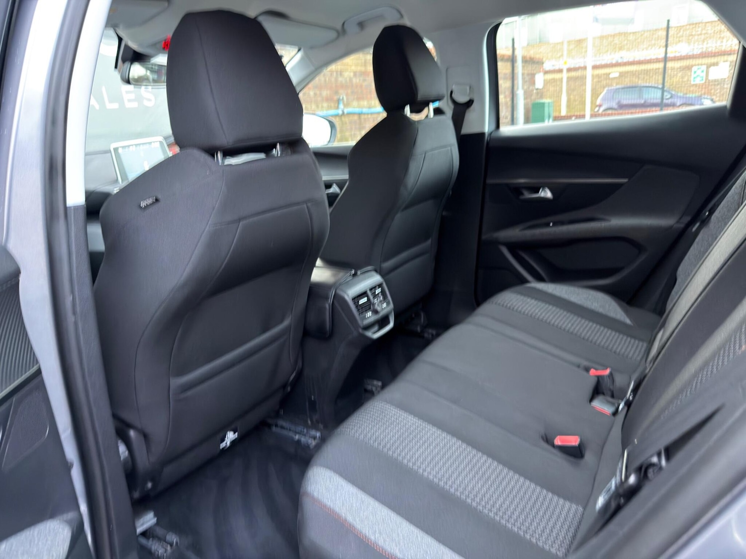 Used Peugeot 3008 2017 for sale - 77564624: Photo 17