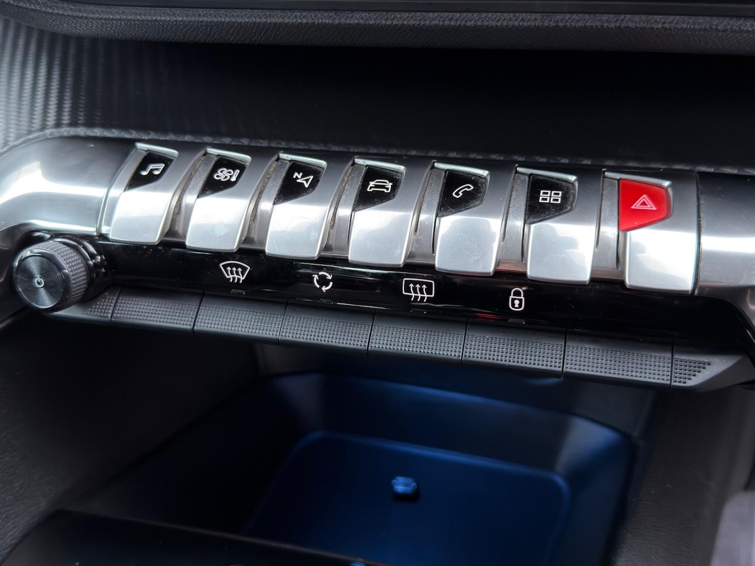 Used Peugeot 3008 2017 for sale - 77564624: Photo 22