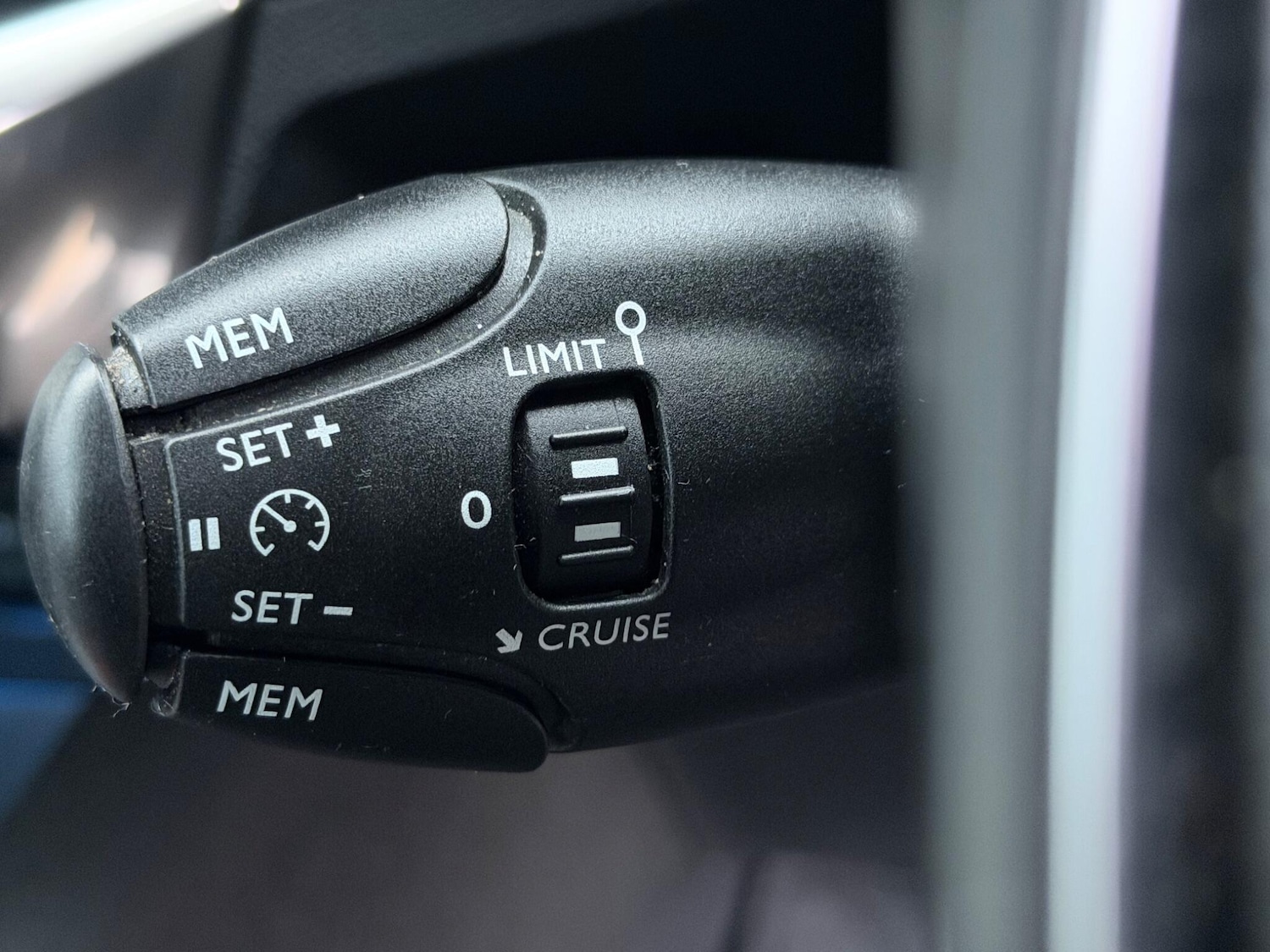 Used Peugeot 3008 2017 for sale - 77564624: Photo 31