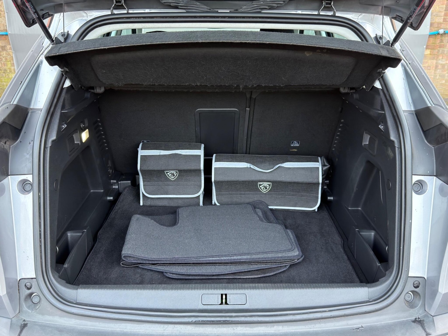 Used Peugeot 3008 2017 for sale - 77564624: Photo 42