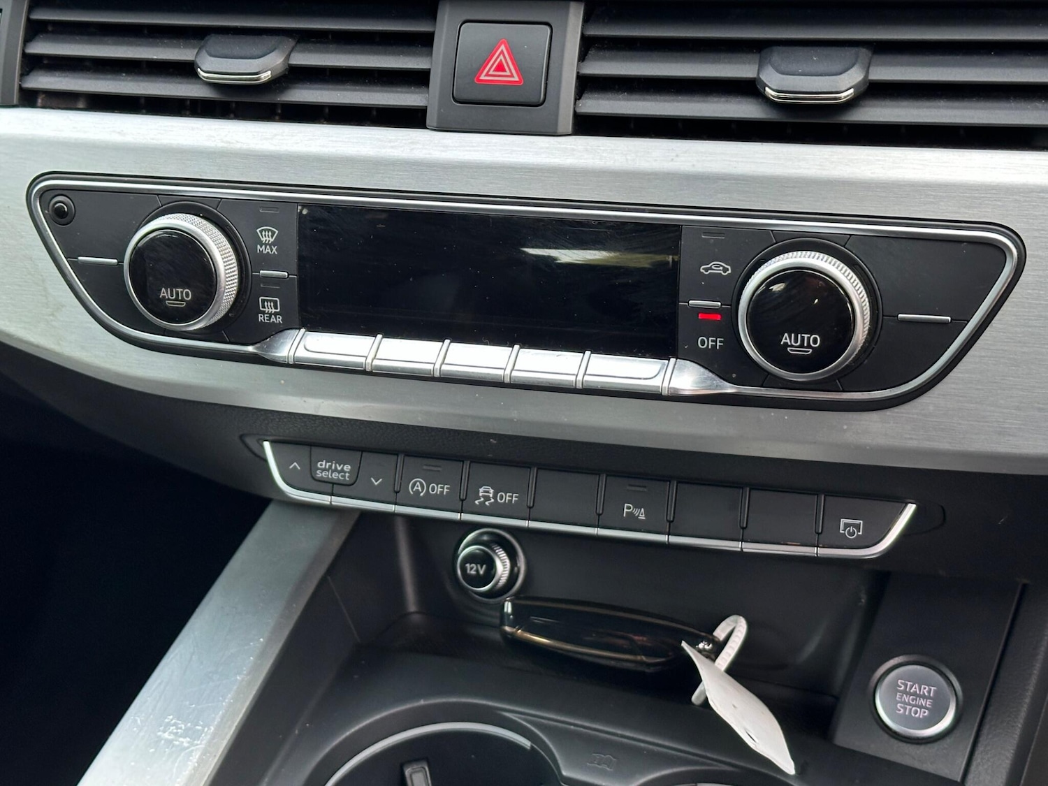 Used Audi A4 Avant 2017 for sale - 75949100: Photo 42