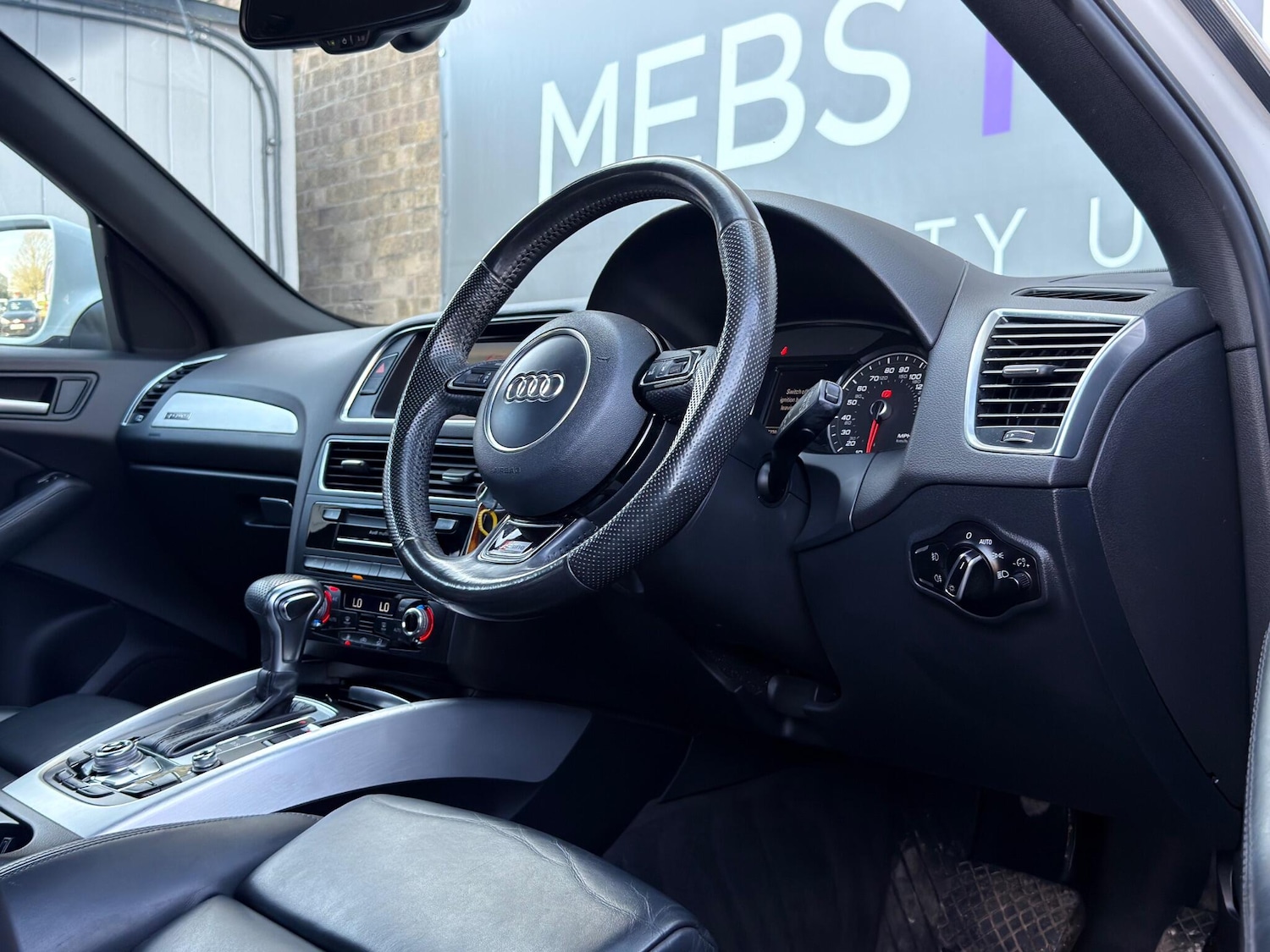 Used Audi Q5 2014 for sale - 77940510: Photo 11