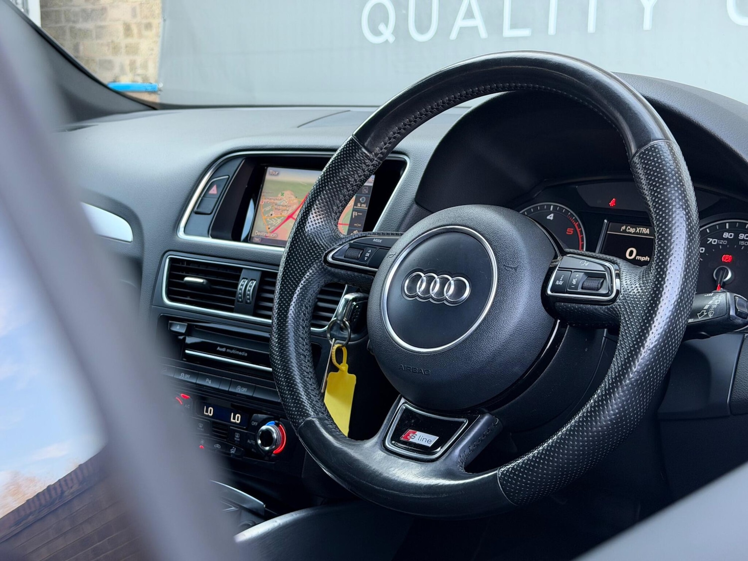 Used Audi Q5 2014 for sale - 77940510: Photo 12