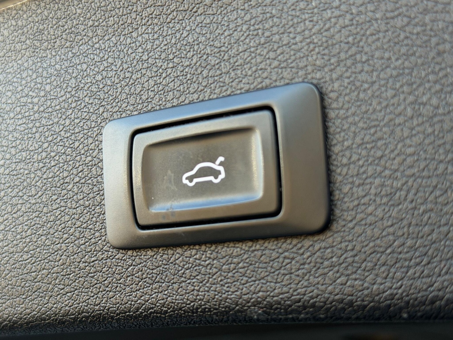 Used Audi Q5 2014 for sale - 77940510: Photo 23