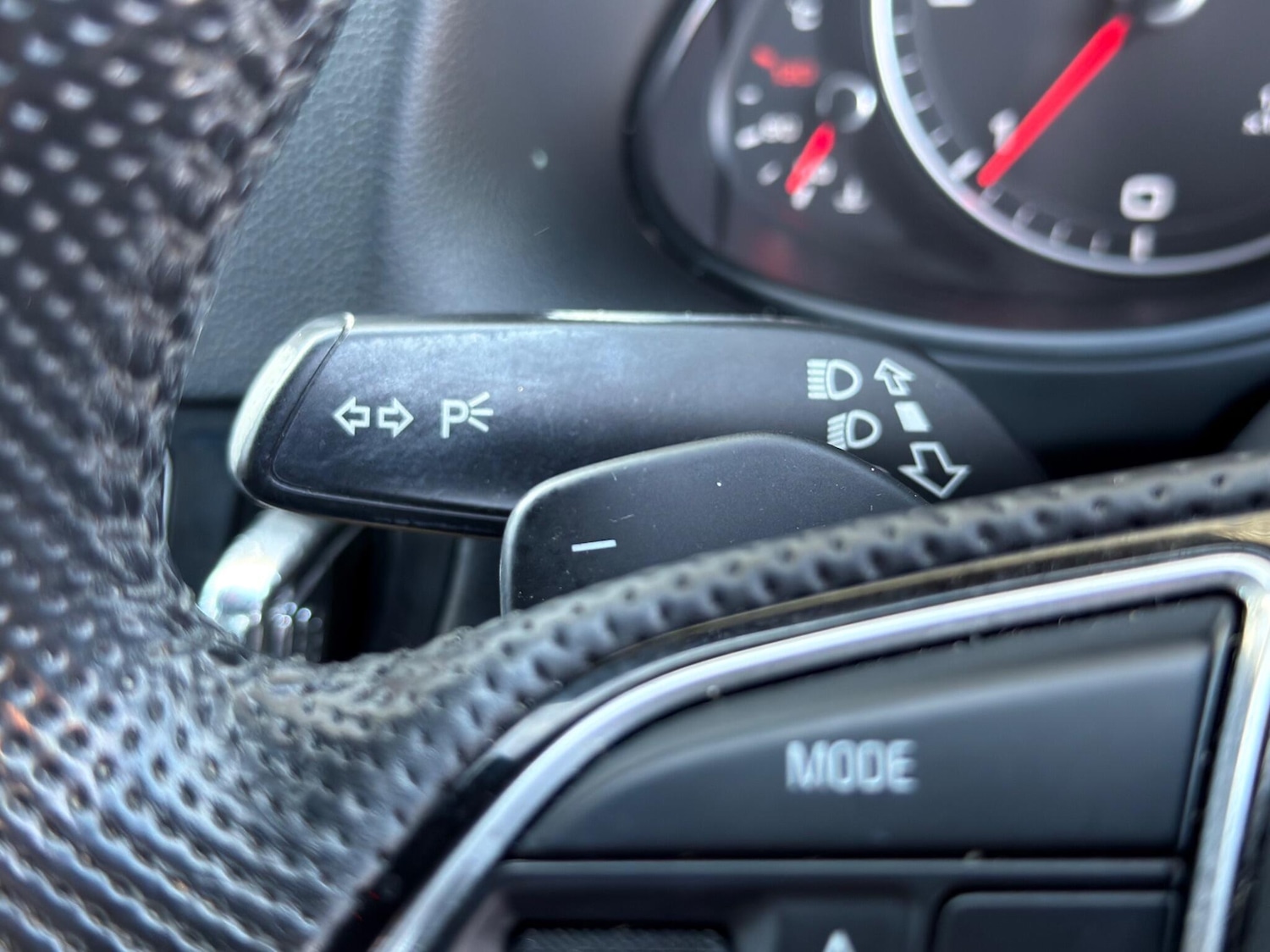 Used Audi Q5 2014 for sale - 77940510: Photo 33