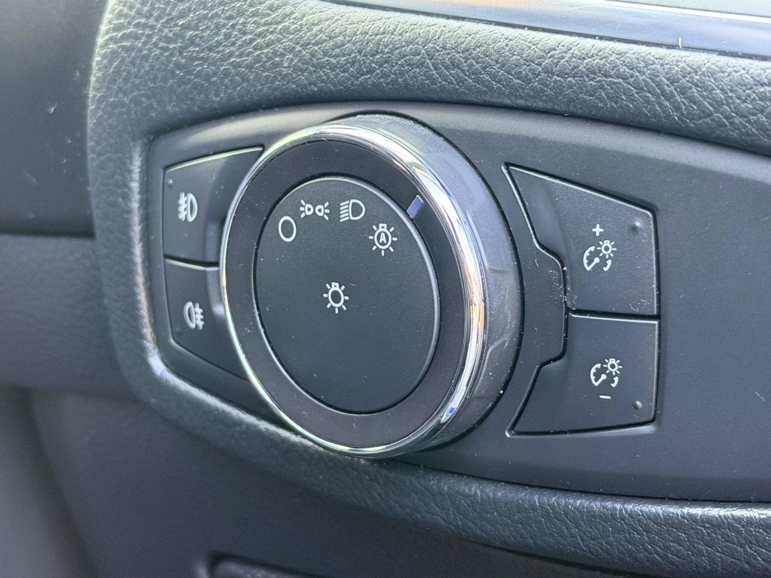 Used Ford S-Max 2015 for sale - 78116450: Photo 29