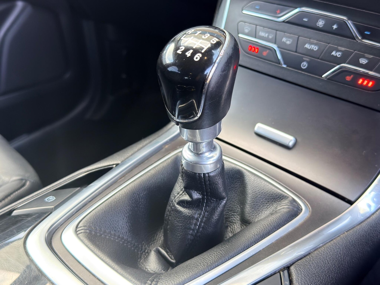 Used Ford S-Max 2015 for sale - 78116450: Photo 45