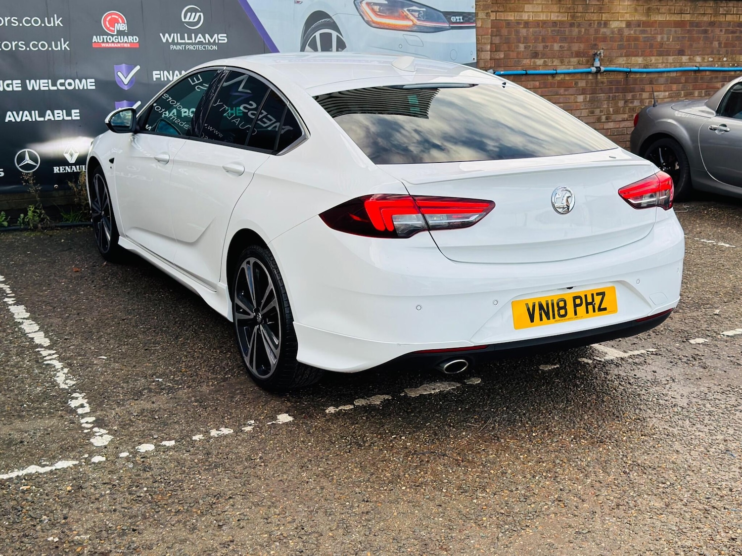Used Vauxhall Insignia 2018 for sale - 77081286: Photo 16
