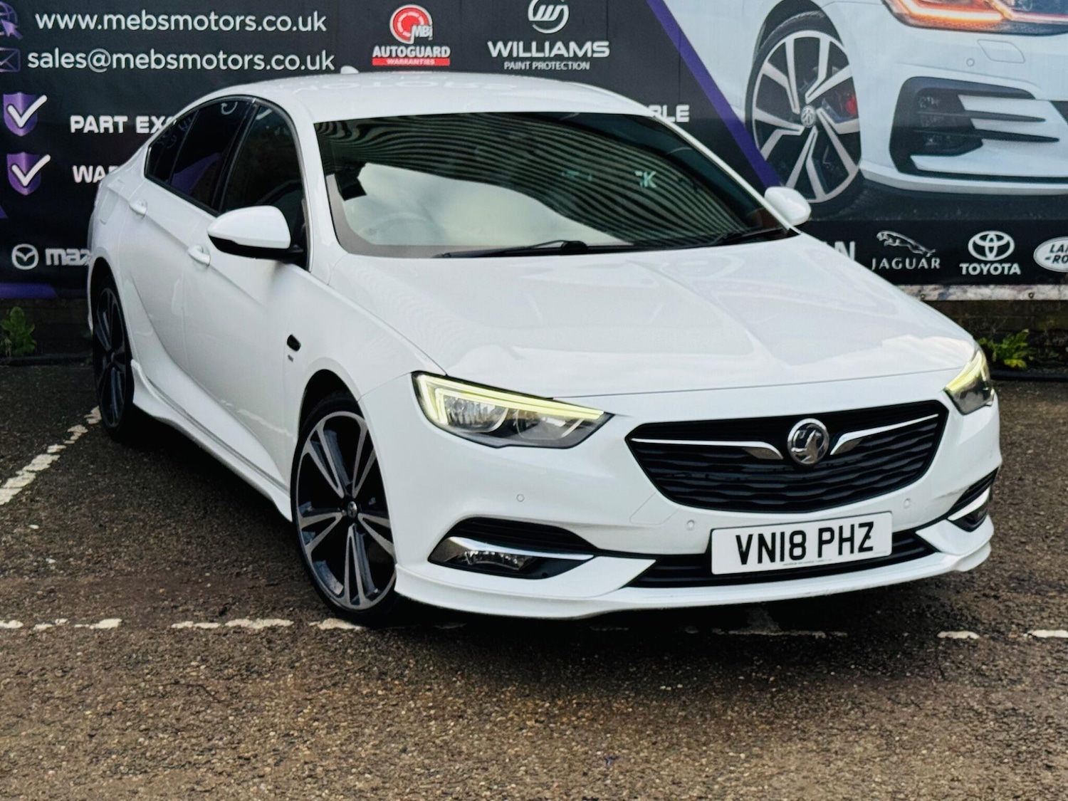 Used Vauxhall Insignia 2018 for sale - 77081286: Photo 3