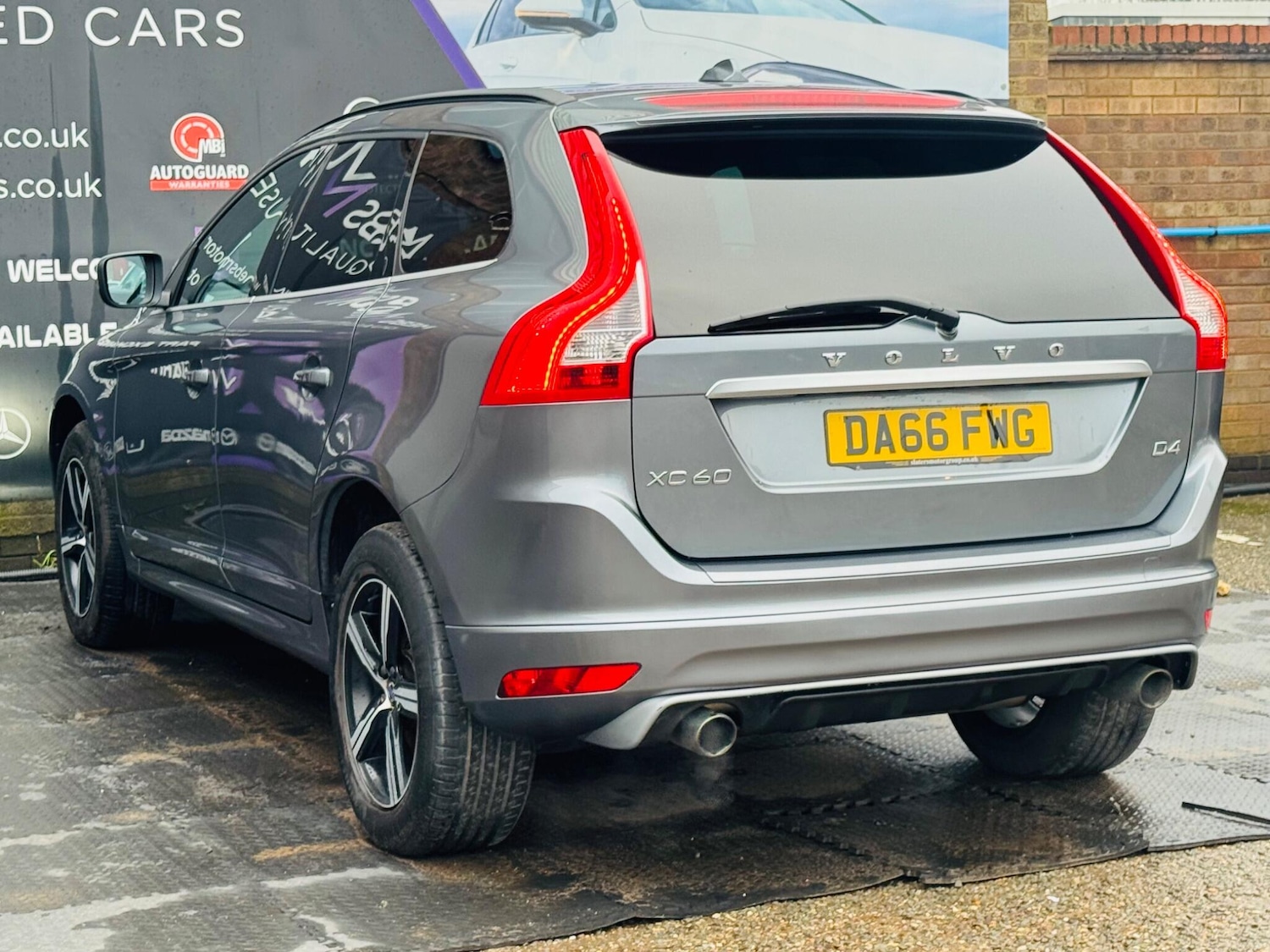 Used Volvo XC60 2016 for sale - 77238534: Photo 16