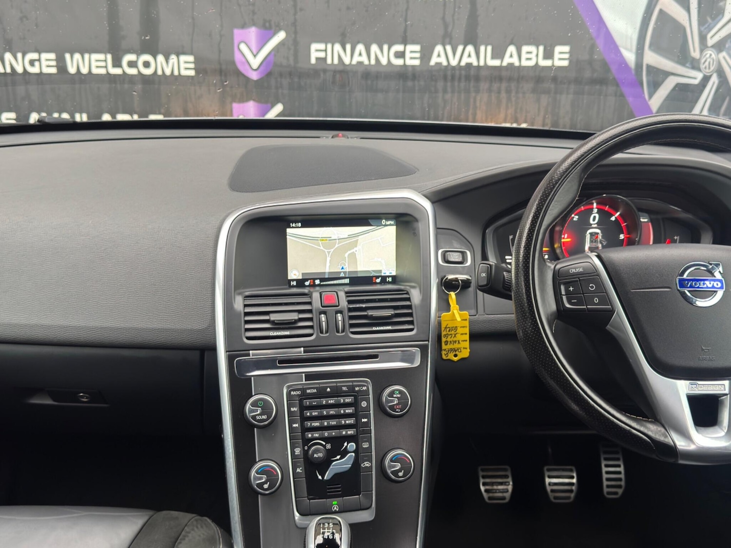 Used Volvo XC60 2016 for sale - 77238534: Photo 29