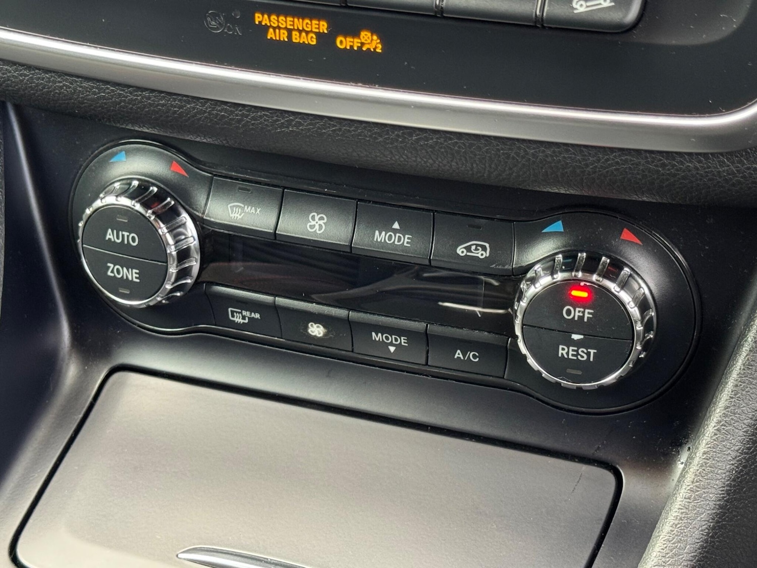 Used Mercedes-Benz GLA 2016 for sale - 77396601: Photo 48