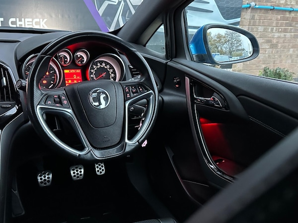 Used Vauxhall Astra GTC 2013 for sale - 76314685: Photo 11