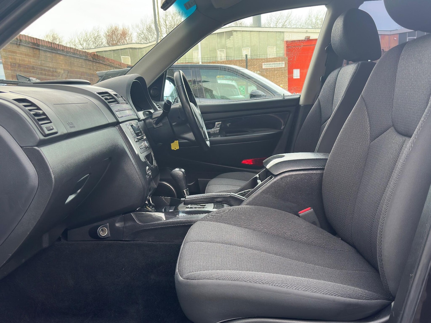 Used Ssangyong Rexton 2017 for sale - 77358740: Photo 31