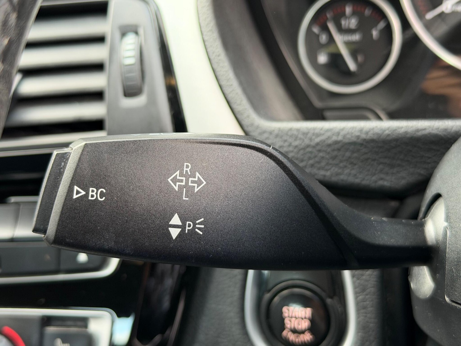 Used BMW 4 Series 2017 for sale - 77658354: Photo 31