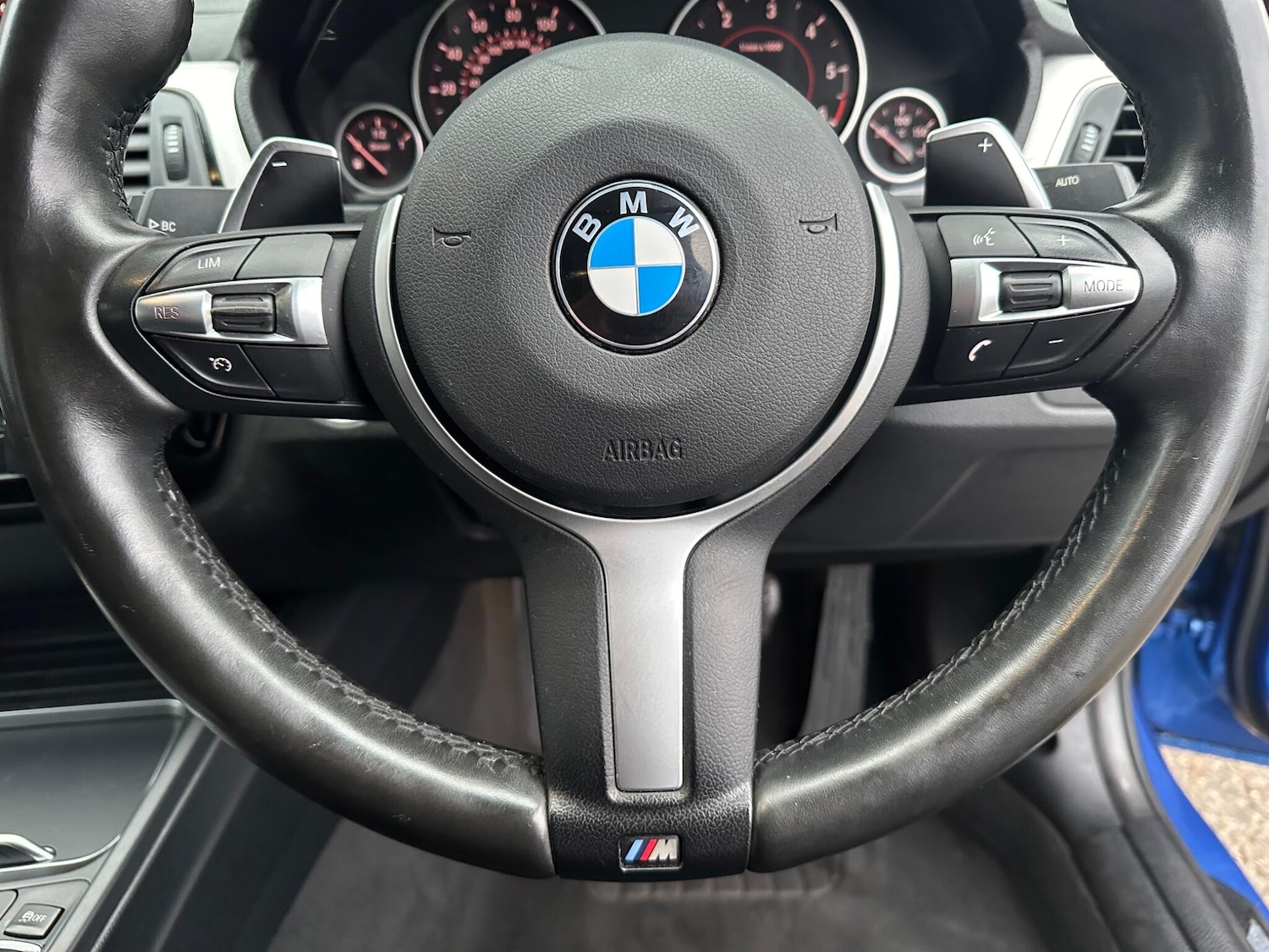 Used BMW 3 Series 2017 for sale - 76607274: Photo 30