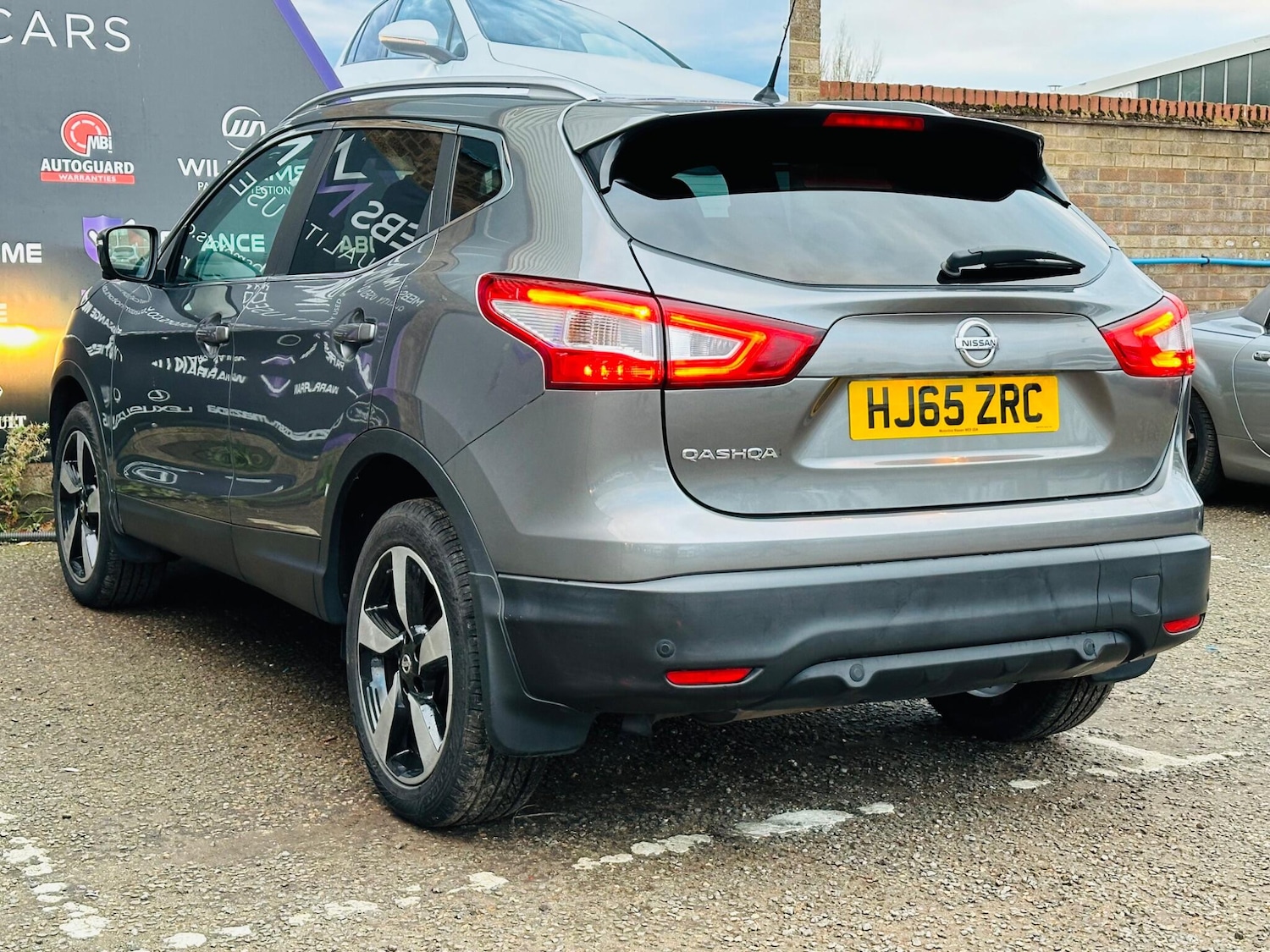 Used Nissan Qashqai 2015 for sale - 76607272: Photo 16